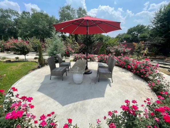 5526 Darschelle Drive, Houston TX 77069