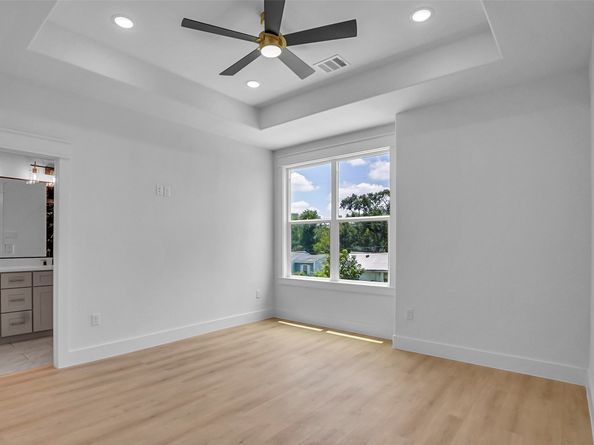 4835 Paula Street, Houston TX 77033