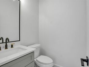 4835 Paula Street, Houston TX 77033