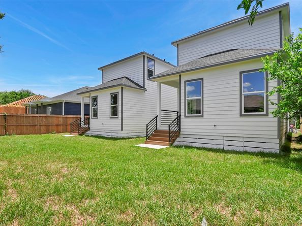 4835 Paula Street, Houston TX 77033