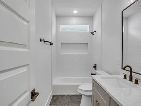 4835 Paula Street, Houston TX 77033