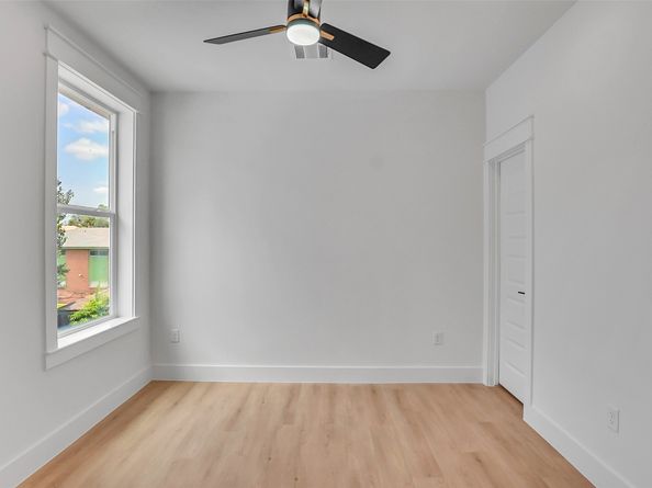 4835 Paula Street, Houston TX 77033