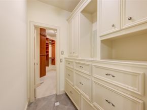 122 Vieux Carre Drive, Houston TX 77009
