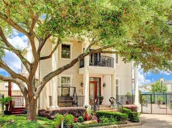 122 Vieux Carre Drive
