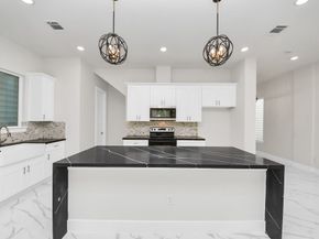 5908 Saint Augustine Street B, Houston TX 77021
