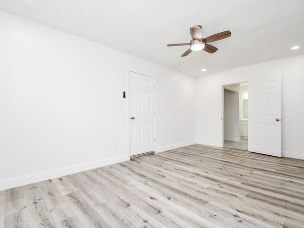 5814 Belneath Street, Houston TX 77033