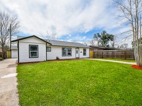 5814 Belneath Street, Houston TX 77033