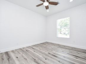 5814 Belneath Street, Houston TX 77033