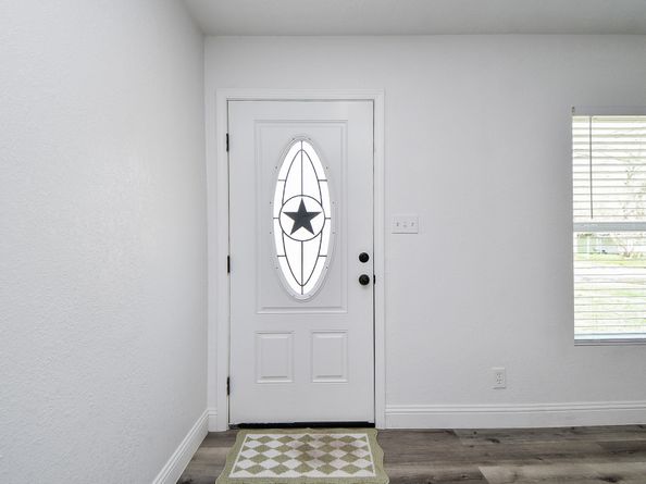 5814 Belneath Street, Houston TX 77033