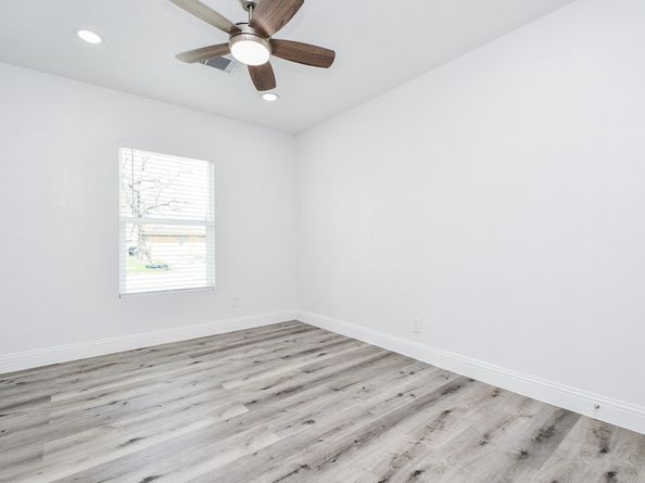 5814 Belneath Street, Houston TX 77033