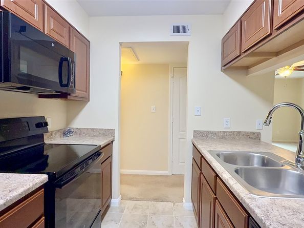 8415 Hearth Drive 36, Houston TX 77054