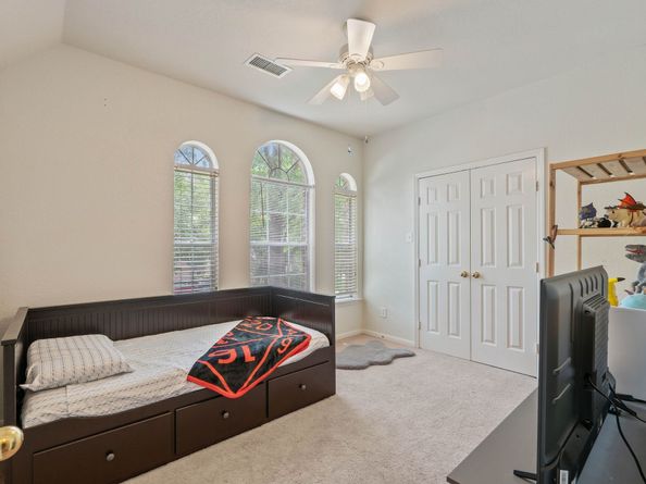 23 Murmuring Creek Place, The Woodlands TX 77385