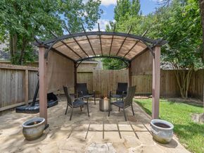 23 Murmuring Creek Place, The Woodlands TX 77385
