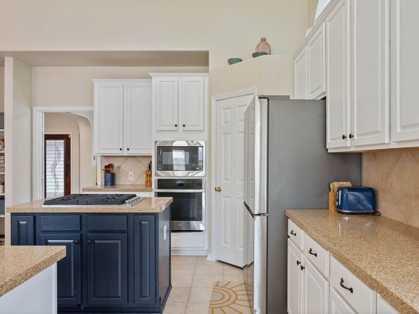 23 Murmuring Creek Place, The Woodlands TX 77385