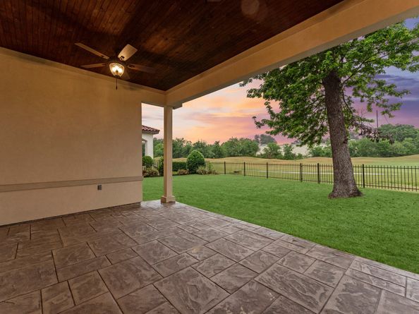 15922 Bridges Fairway Lane, Houston TX 77068
