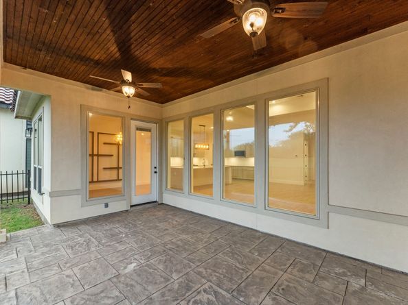 15922 Bridges Fairway Lane, Houston TX 77068