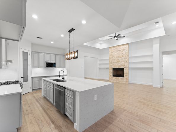 15922 Bridges Fairway Lane, Houston TX 77068