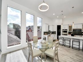 5611 Woodbrook Way, Houston TX 77081