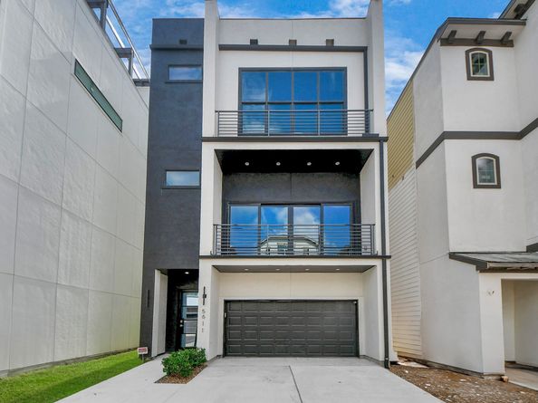 5611 Woodbrook Way, Houston TX 77081
