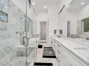 5611 Woodbrook Way, Houston TX 77081