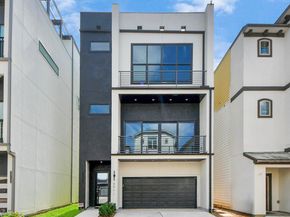 5611 Woodbrook Way, Houston TX 77081