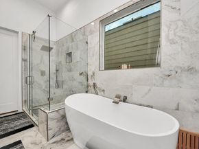 5611 Woodbrook Way, Houston TX 77081