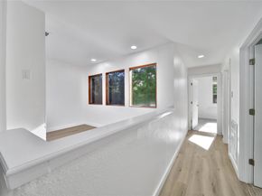35 Shallow Pond Place, The Woodlands TX 77381