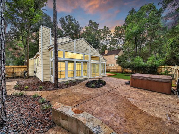 35 Shallow Pond Place, The Woodlands TX 77381