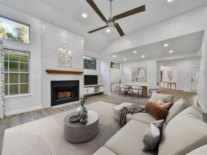 35 Shallow Pond Place, The Woodlands TX 77381