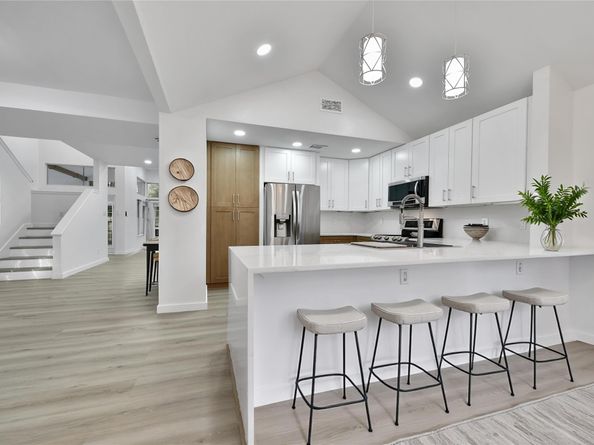 35 Shallow Pond Place, The Woodlands TX 77381