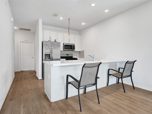 6320 Paris Street, Houston TX 77021