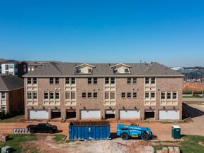 102 Stadium Drive, Sugar Land TX 77498