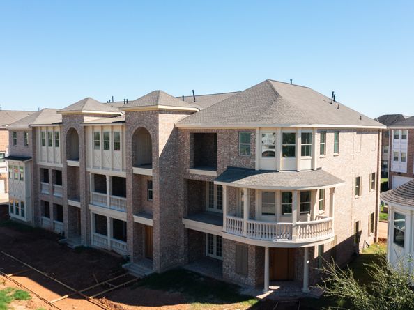 102 Stadium Drive, Sugar Land TX 77498