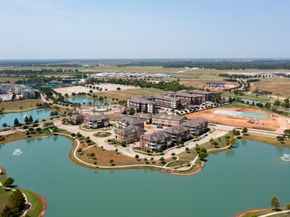 102 Stadium Drive, Sugar Land TX 77498