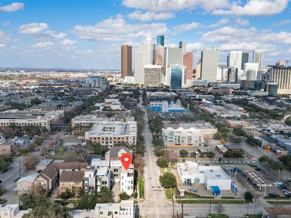 427 Tuam Street B, Houston TX 77006