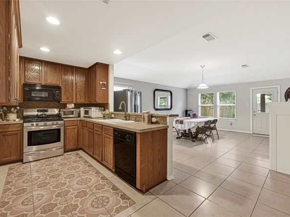 9519 Summer Laurel Lane, Houston TX 77088