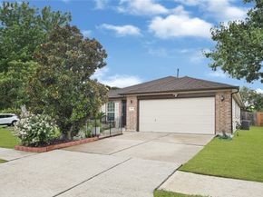 9519 Summer Laurel Lane, Houston TX 77088