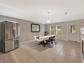 9519 Summer Laurel Lane, Houston TX 77088