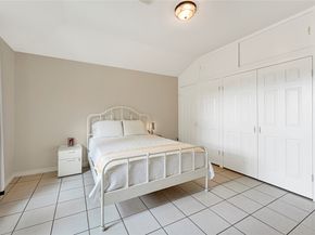 9519 Summer Laurel Lane, Houston TX 77088