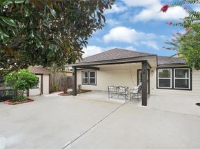 9519 Summer Laurel Lane, Houston TX 77088
