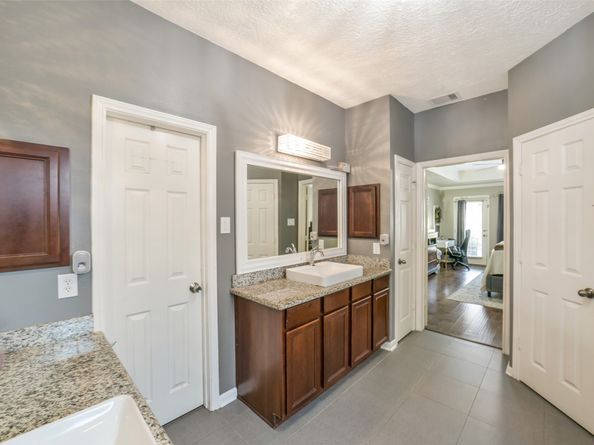 14414 Carolina Hollow Lane, Houston TX 77044