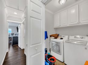 2607 North Freeway, Houston TX 77009