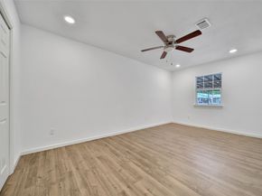 7346 Calais Road, Houston TX 77033
