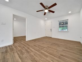 7346 Calais Road, Houston TX 77033