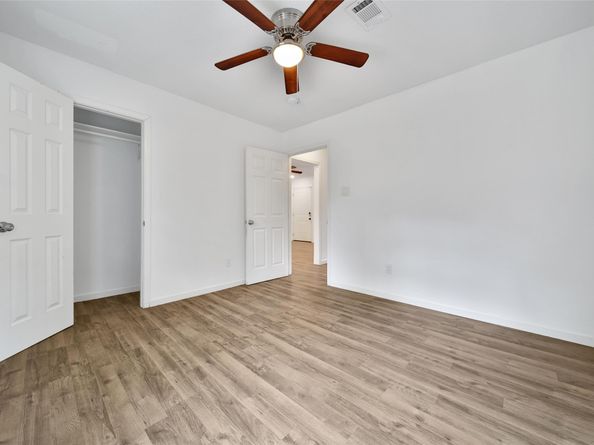 7346 Calais Road, Houston TX 77033