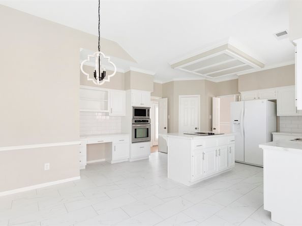 3306 Redwood Lake Drive, Kingwood TX 77345