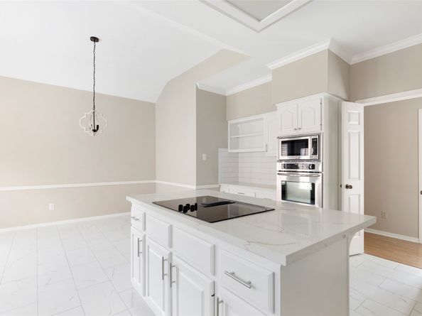 3306 Redwood Lake Drive, Kingwood TX 77345