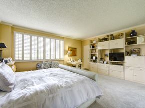 49 Briar Hollow 605, Houston TX 77027