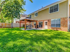 2015 Chimney Wood Court, Richmond TX 77406