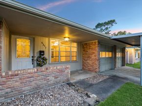 5317 Viking Drive, Houston TX 77092
